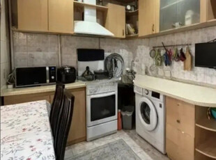 Продажа 2-комнатной квартиры, 52 м, Жарокова, дом 275