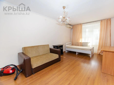 1-комнатная квартира, 33 м², 3/4 этаж, Тимирязева 79 — Ауэзова