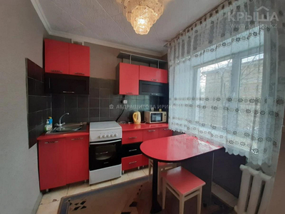 1-комнатная квартира, 34 м², 3/5 этаж, Ермекова 43