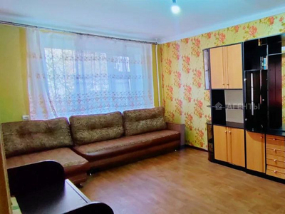 2-комнатная квартира, 41 м², 1/4 этаж, Жарокова 192