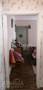 2-комнатная квартира, 45 м², 1/4 этаж, мкр №2 31