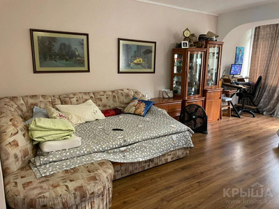 2-комнатная квартира, 80 м², 3/5 этаж, Каирбекова