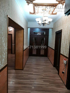 3-комнатная квартира, 105 м², 3/13 этаж, мкр Аксай-5, Садвакасова 3б