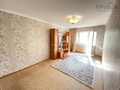 3-комнатная квартира, 60 м², 3/5 этаж, Кажымукана 6 — Петрова