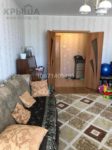 3-комнатная квартира, 68 м², 6/6 этаж, Мкр городок Строителей 1