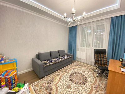 3-комнатная квартира, 90.2 м², 1/9 этаж, Анатолия Храпатого