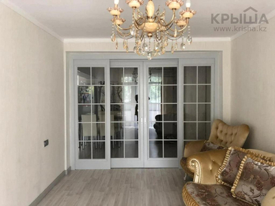 4-комнатная квартира, 90 м², 2/5 этаж, проспект Достык