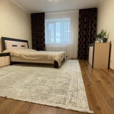 Продажа 2-комнатной квартиры, 64 м, Айтматова, дом 41