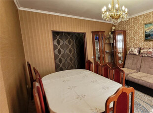 Продажа 3-комнатной квартиры, 90 м, Шахтеров, дом 60