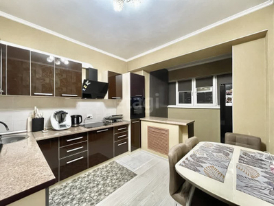 Продажа 2-комнатной квартиры, 67 м, Толе би, дом 298