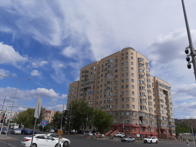 Продажа 1-комнатной квартиры, 44 м, Женис, дом 28 - Жангельдина