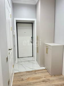 Продажа 2-комнатной квартиры, 40 м, Айтматова, дом 77