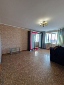 Продажа 3-комнатной квартиры, 85 м, Петрова