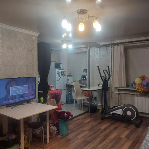 Продажа 2-комнатной квартиры, 43 м, Алиханова