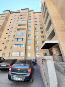 Продажа 2-комнатной квартиры, 76 м, Ермекова, дом 106/6