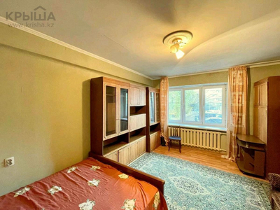 1-комнатная квартира, 30 м², 1/5 этаж, мкр Таугуль-2 — Сулейманова