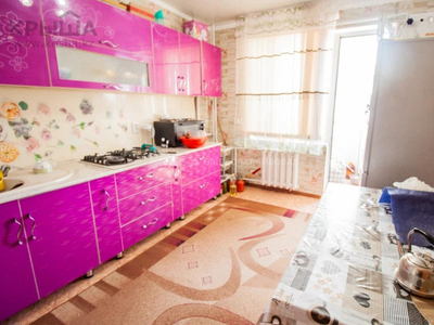 1-комнатная квартира, 40 м², 1/9 этаж, Мкр Коктем