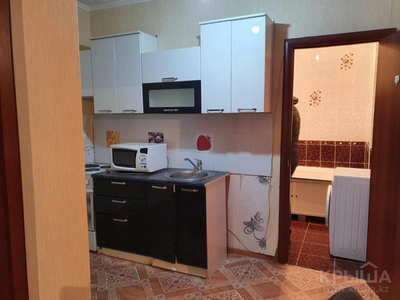 1-комнатная квартира, 40 м², 3/12 этаж, Кошкарбаева 40