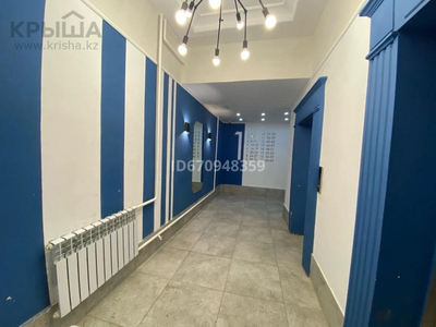 1-комнатная квартира, 42 м², 14/17 этаж, Айтматова 38 — Сарайшык