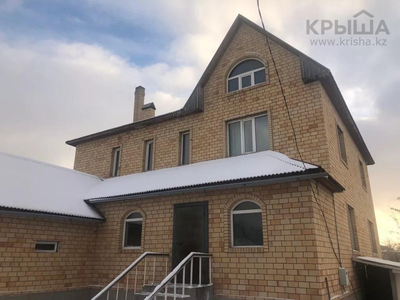 10-комнатный дом, 350 м², 10 сот., ул Жельдирме 1