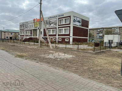 Здание, Магазин, площадью 1500 м²