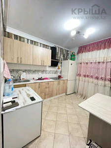 2-комнатная квартира, 40 м², мкр Акбулак, 1-я улица 43