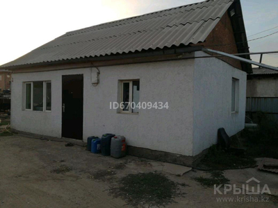 2-комнатный дом, 40 м², 8 сот., мкр Шугыла 14 — Таргап