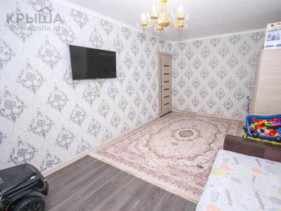 2-комнатная квартира, 42.5 м², 2/4 этаж, мкр №2 44