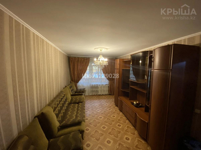 2-комнатная квартира, 44.2 м², 2/4 этаж, мкр №8 37 — Абая - Алтынсарина