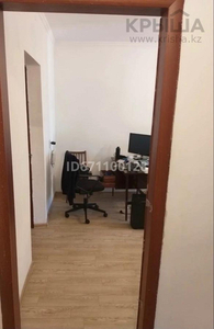 2-комнатная квартира, 47 м², 3/4 этаж, мкр Коктем-1 165