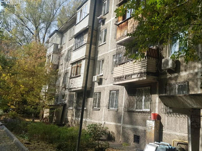 2-комнатная квартира, 48 м², 1/4 этаж, Казыбек Би 116 — Шагабутдинова