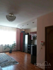 2-комнатная квартира, 52 м², 6/9 этаж, мкр Акбулак, Чуланова