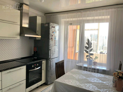 2-комнатная квартира, 55 м², 12/13 этаж, Потанина 3