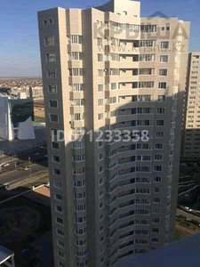 2-комнатная квартира, 56 м², 3/22 этаж, Нажимеденова 10 — тауельсиздик