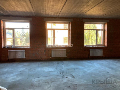 2-комнатная квартира, 85 м², 1/4 этаж, Достоевского 16