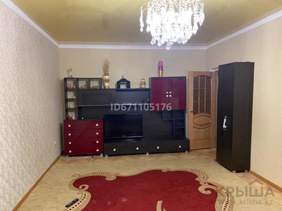 3-комнатная квартира, 100 м², 10/16 этаж, мкр. Алмагуль 20