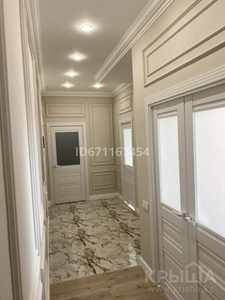 3-комнатная квартира, 100 м², 8/10 этаж, Мухамедханова 20 — Айтматова