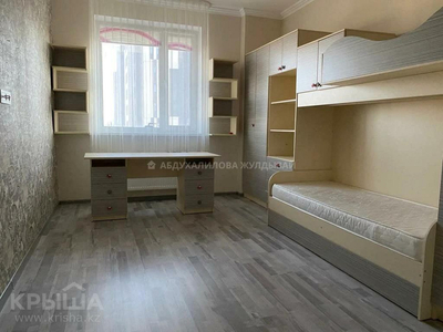 3-комнатная квартира, 102 м², 15/16 этаж, Туркестан 10