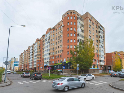 3-комнатная квартира, 136 м², 7/9 этаж, Иманбаевой 8