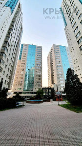 3-комнатная квартира, 150 м², 15/20 этаж, мкр Самал-2, Достык 160 — Достык