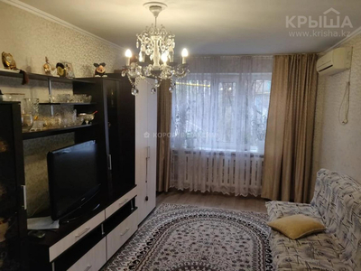 3-комнатная квартира, 55 м², 1/5 этаж, мкр Новый Город, Гоголя