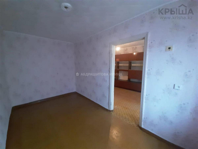 3-комнатная квартира, 56 м², 4/5 этаж, проспект Нуркена Абдирова 48/2