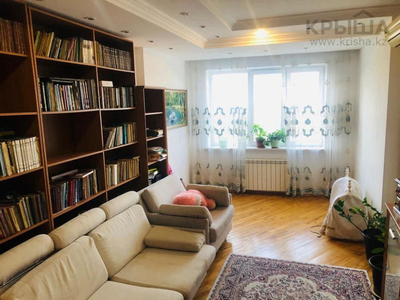 3-комнатная квартира, 70 м², 9/9 этаж, Жандосова