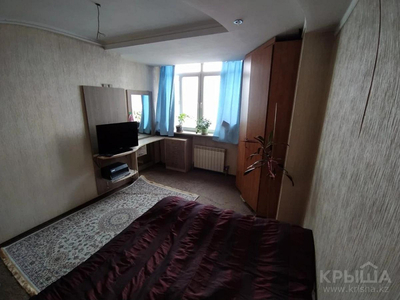 3-комнатная квартира, 70 м², 9/9 этаж, Жандосова — Ауэзова