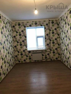 3-комнатная квартира, 80 м², 1/3 этаж, мкр 