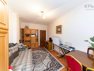 3-комнатная квартира, 86 м², 13/17 этаж, Абылай хана