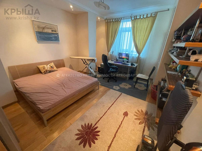 4-комнатная квартира, 121 м², 5/9 этаж, Сарайшык 34 — Акмешит