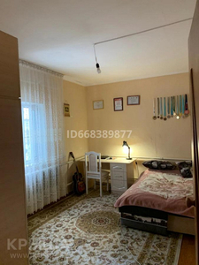 4-комнатный дом, 130 м², 10 сот., ул. Акжар 25/2