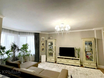 4-комнатная квартира, 132.6 м², 3/9 этаж, мкр Самал, Мендикулова 105 — Жолдасбекова