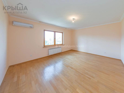 4-комнатная квартира, 140 м², 5/5 этаж, Кабанбай батыра 7/3